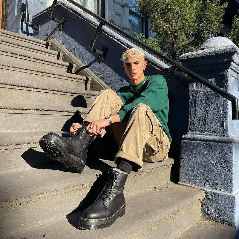 Dr martens outlet madrid uruguay clearance