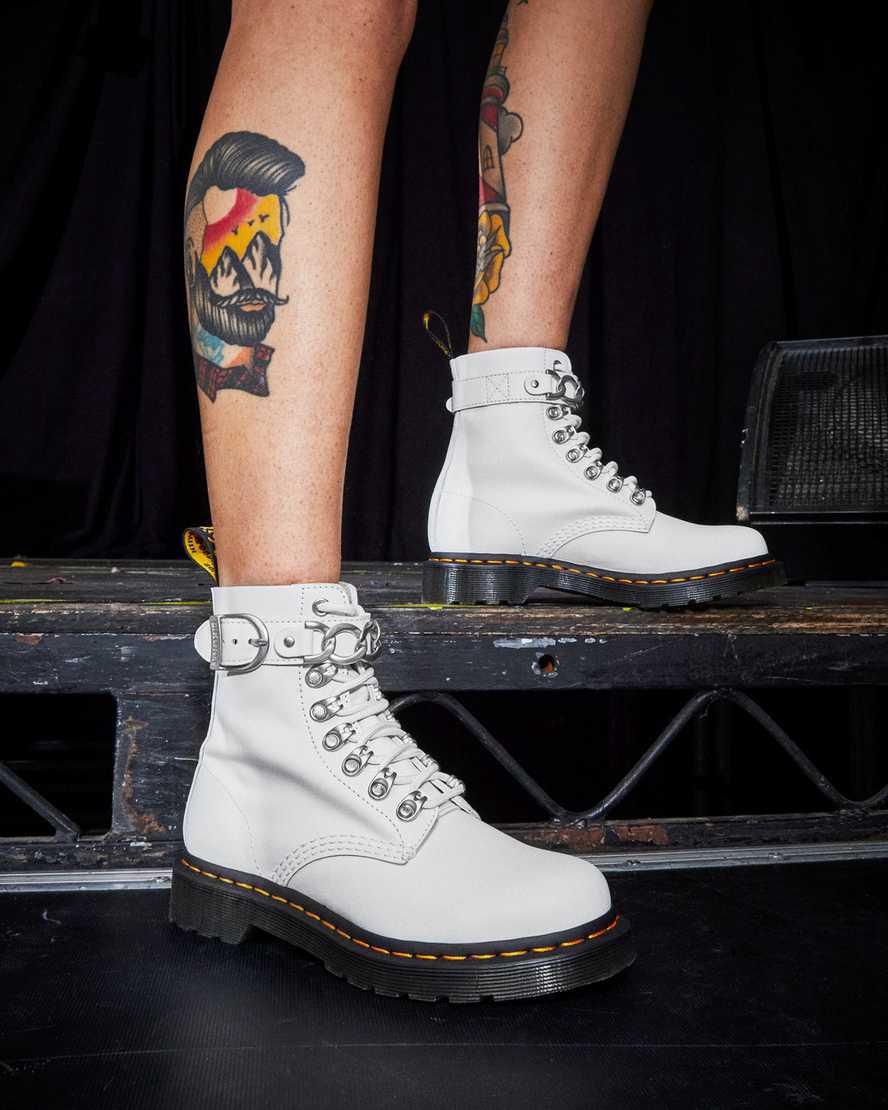 Botines Dr Martens 1460 Pascal Chain Leather Lace Up Mujer Blancas  España |  27605-OXKP