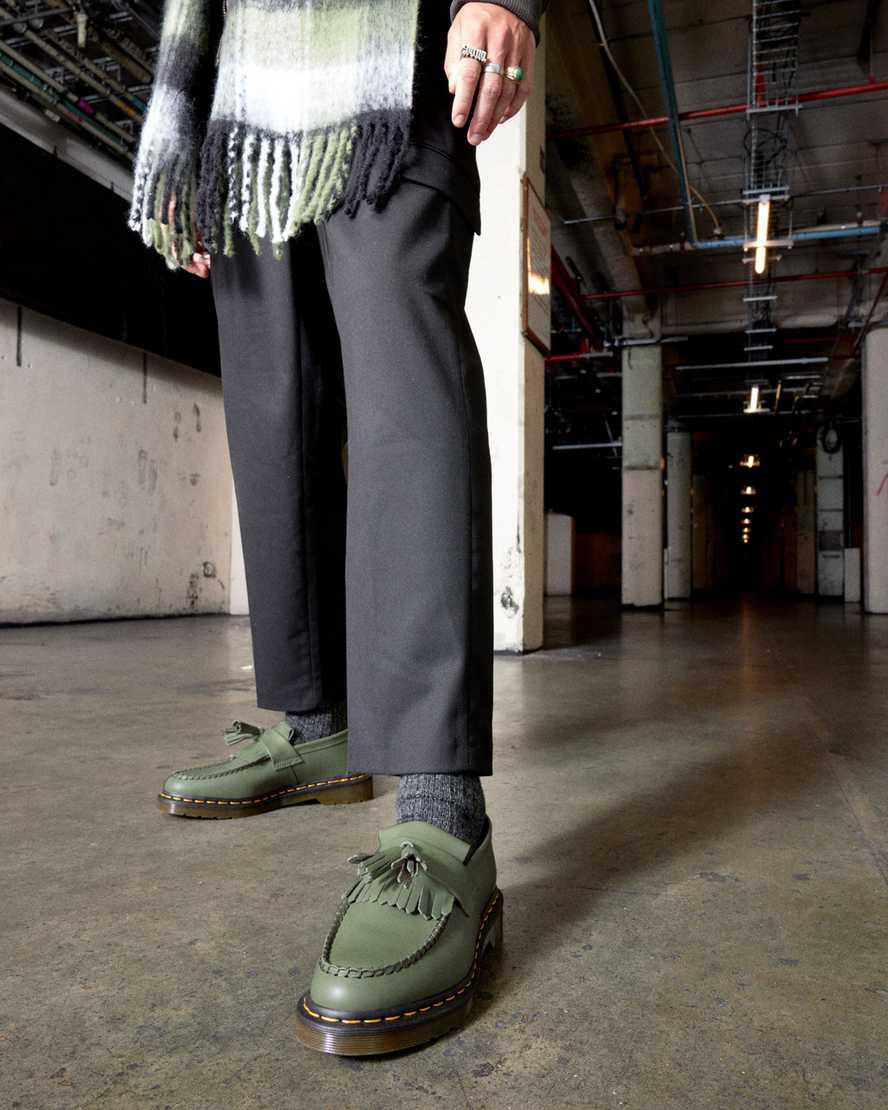 Loafers Dr Martens Adrian Yellow Stitch Leather Tassel Hombre Kaki Verde  España |  01732-XIMD