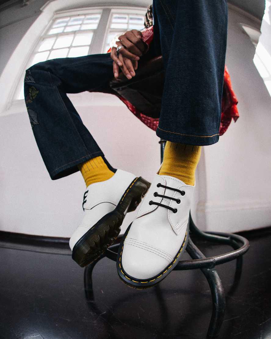 Zapatos Oxford Dr Martens 1461 Bex Made in England Toe Cap Mujer Blancas  España |  19064-MWTL