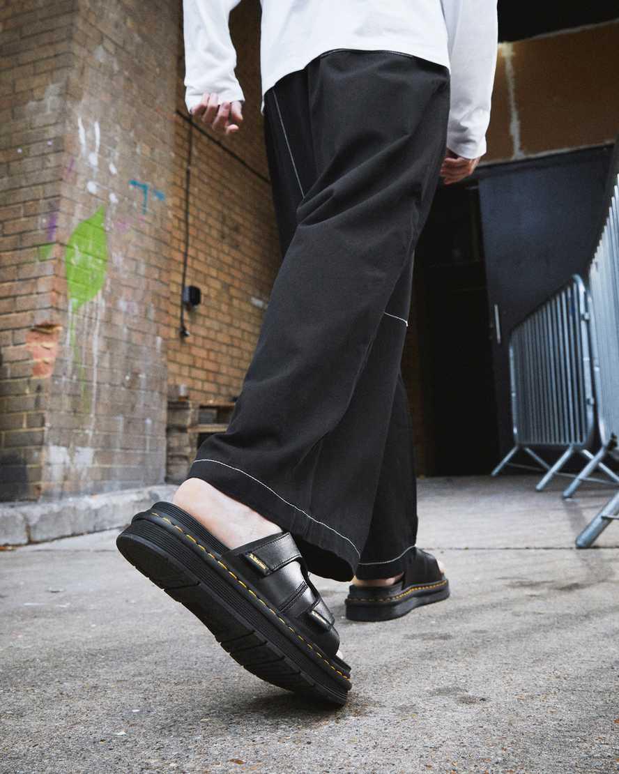 Sandalias Dr Martens Daxton Leather Slide Hombre Negras  España |  21398-WKBO